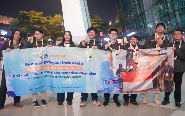 Pembinaan Kemendikdasmen Sukses Antarkan Siswa Indonesia Raih Prestasi di IMO 2025