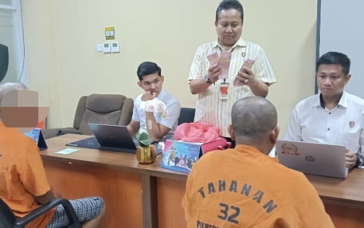 Terduga Pelaku Saat Dimintai Keterangan 