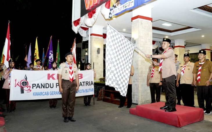 Walikota Blitar Syauqul Muhibbin Berangkatkan Kirab Pandu Praja Patria Tahun 2025