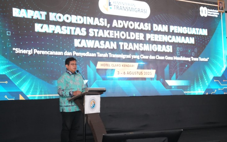 Wakil Menteri Transmigrasi Viva Yoga Mauladi