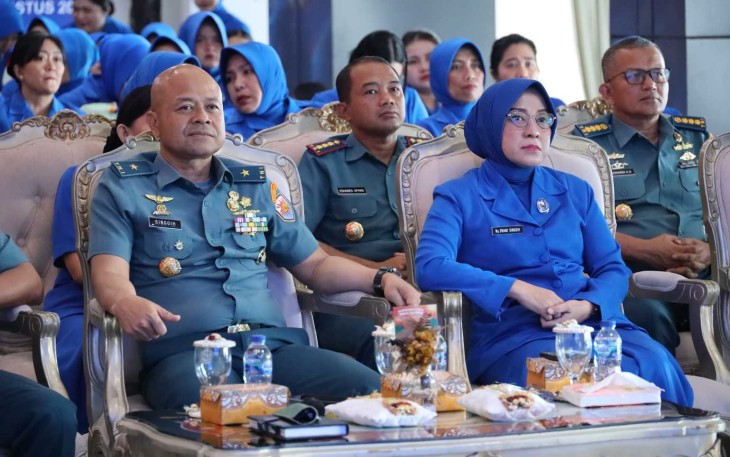 Kepala Staf Koarmada III Laksma Singgih Sugiarto