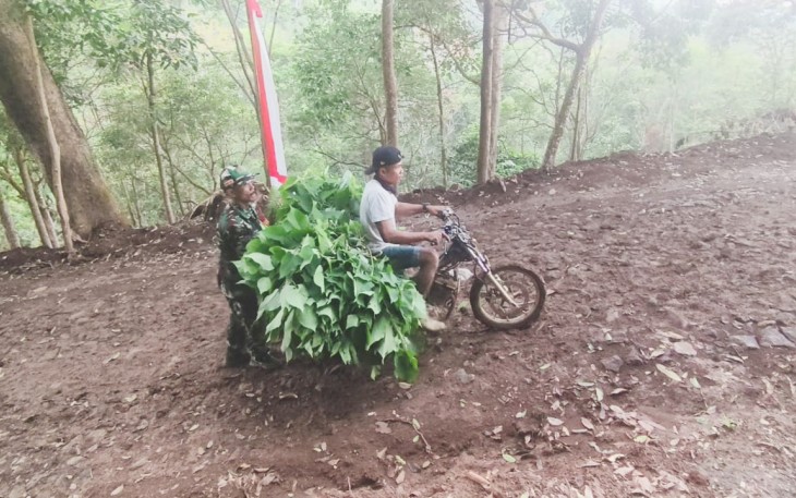 Pembangunan jalan baru sepanjang 3.500 meter yang telah dikerjakan dalam program TNI Manunggal Membangun Desa (TMMD) ke-125 Kodim 0803/Madiun menjadi harapan baru bagi warga Desa Ngranget