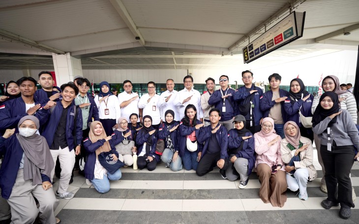 Wamen Viva Yoga Antar Tim Ekspedisi Patriot Berangkat ke 154 Kawasan Transmigrasi