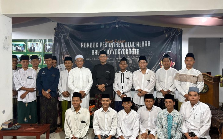 Santri Ulul Albab Antusias Ikuti Seminar Bahas Kontrak Konvensional dan Syariah