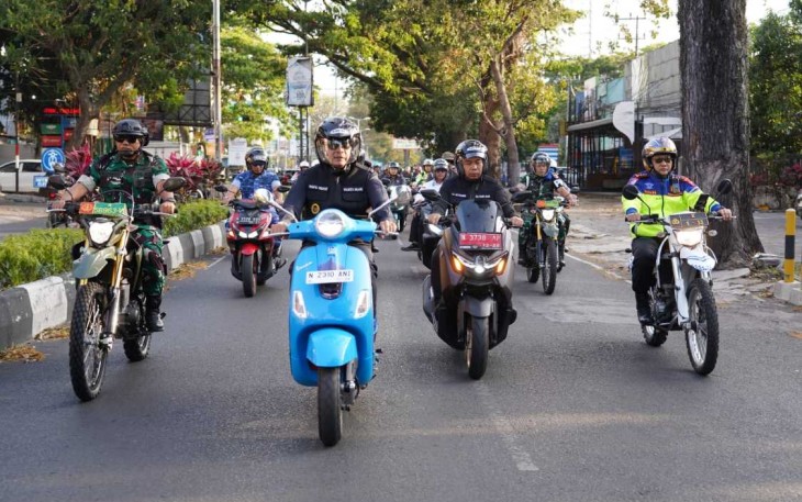 Danrem 083/Bdj Kolonel Inf Kohir patroli cipta kondisi di wilayah Kota Malang, Selasa (2/9)