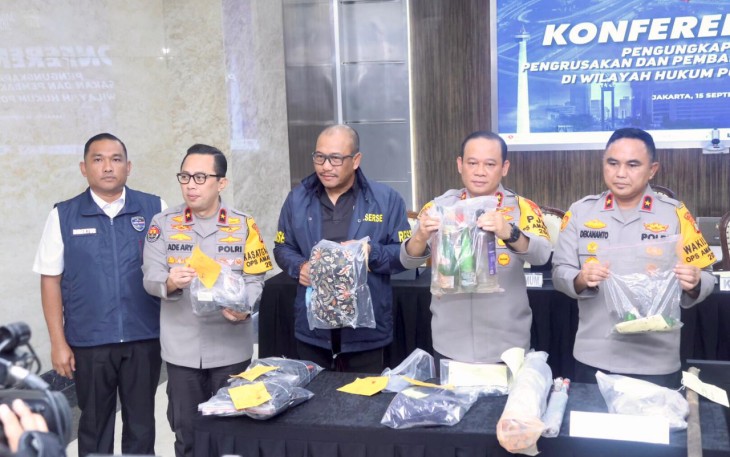 Kapolda Metro Jaya Irjen Asep Edi Suheri menegaskan bahwa aparat kepolisian hanya menangkap perusuh