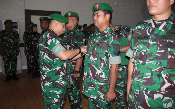 Dandim 0315/Tanjungpinang Pimpin Upacara Korp Raport Kenaikan Pangkat Personel