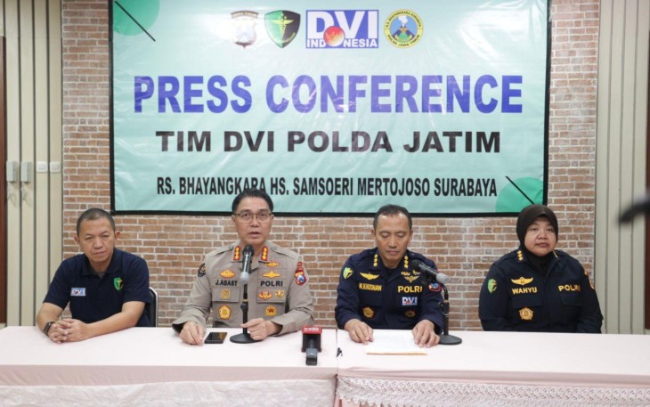 Kabid Humas Polda Jatim Kombes Pol Jules Abraham Abast
