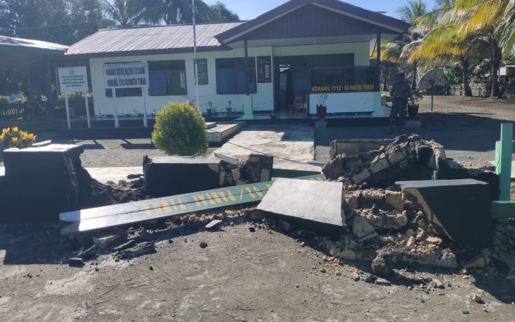Sejumlah bangunan runtuh usai gempa