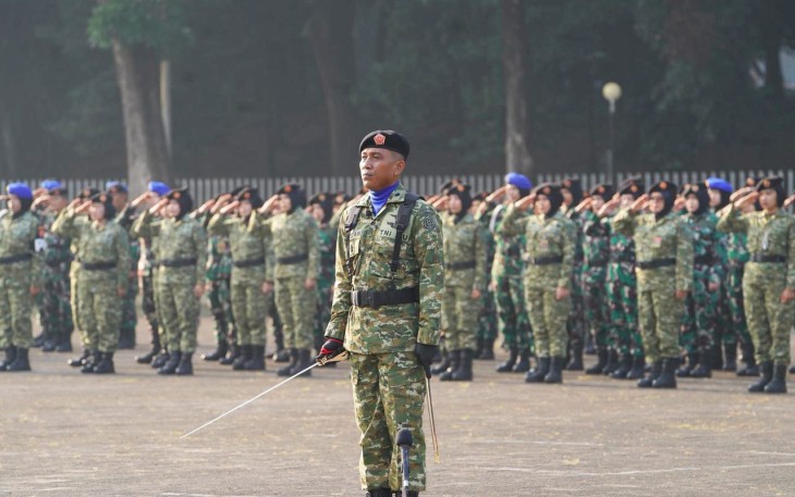 Mabes TNI menggelar Upacara Bendera rutin 17-an yang berlangsung  pada Jumat, 17 Oktober 2025, bertempat di Lapangan Apel B3 Mabes TNI, Cilangkap, Jakarta Timur