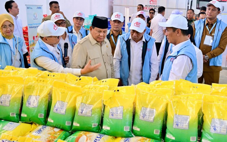 Presiden RI Prabowo Subianto meninjau Stok Cadangan Beras Bulog /Foto : Doc 