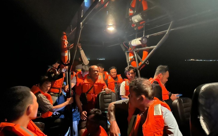 Evakuasi ABK Kapal KIP Entrada Prima 3