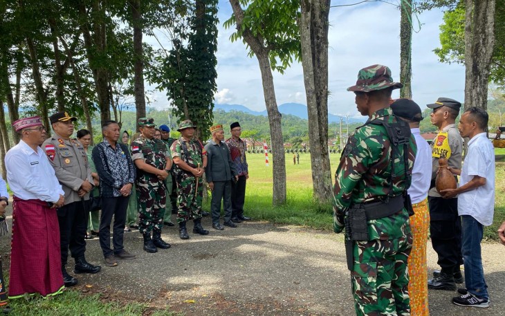 Danrem 161/Wira Sakti Tutup TMMD Ke-126 Manggarai, TNI Hadir Untuk Rakyat, Gotong Royong Bangun Desa
