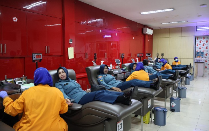 Satlinlamil 2 Laksanakan Donor Darah di PMI Surabaya 