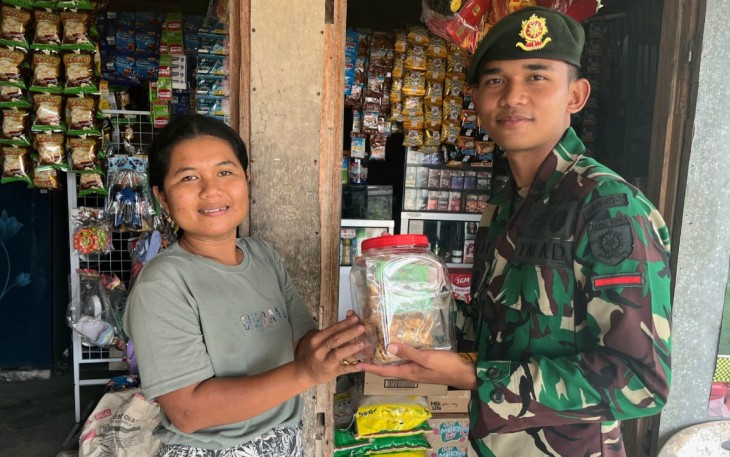 Satgas RI-RDTL Pos Nananoe Kembangkan Produk Kripik Ubi di Perbatasan