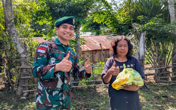 Satgas Pamtas Gelar Bakti Sosial Jumat Berkah