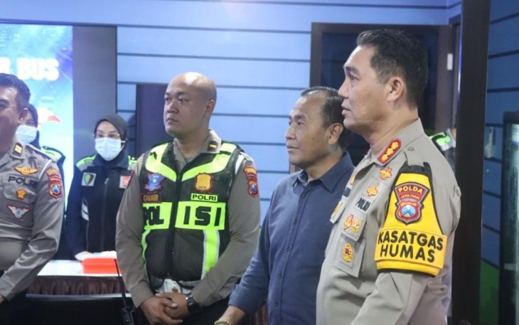 Satgas Ops Lilin Semeru Polda Jatim Cek Pospam Terminal Purabaya Pastikan Pelayanan Maksimal