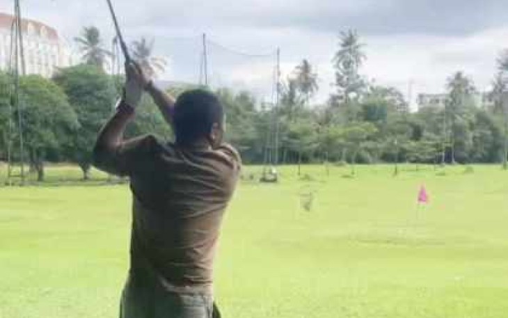 Olahraga golf pengacara Andi Tatang Supriyadi 