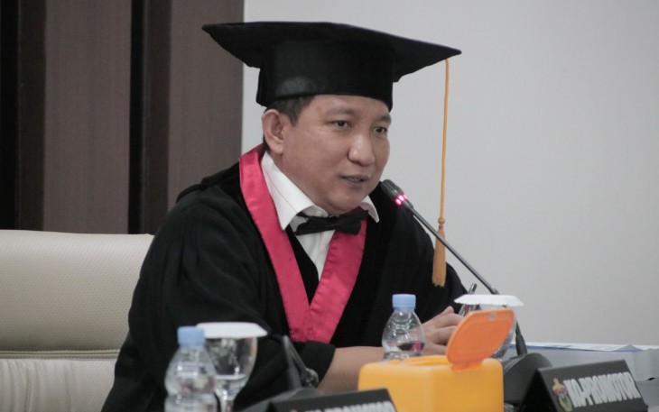 Prof. Dr. Amir Ilyas, SH. MH Guru Besar Fakultas Hukum Universitas Hasanuddin (UNHAS) Makassar