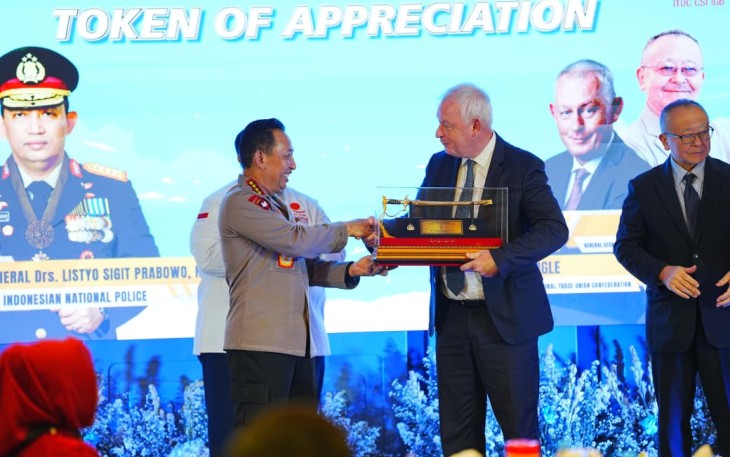 Kapolri saat Terima Kunjungan Sekjen ITUC