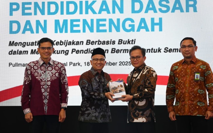 Kepala BSKAP Kemendikdasmen, Toni Toharudin dalam Seminar Hasil Analisis Kebijakan Pendidikan Dasar dan Menengah yang diselenggarakan oleh Pusat Standar dan Kebijakan Pendidikan (PSKP) BSKAP