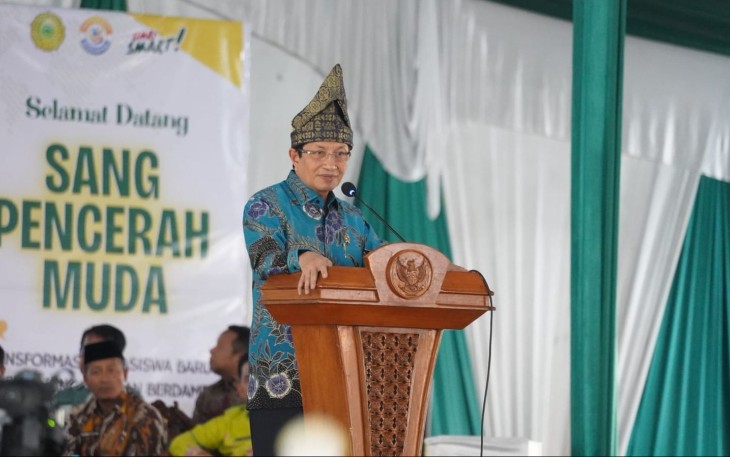 Menag RI Nasaruddin Umar saat memberikan kuliah umum di Universitas Muhammadiyah Riau (UMRI), Kamis (18/9/2025).