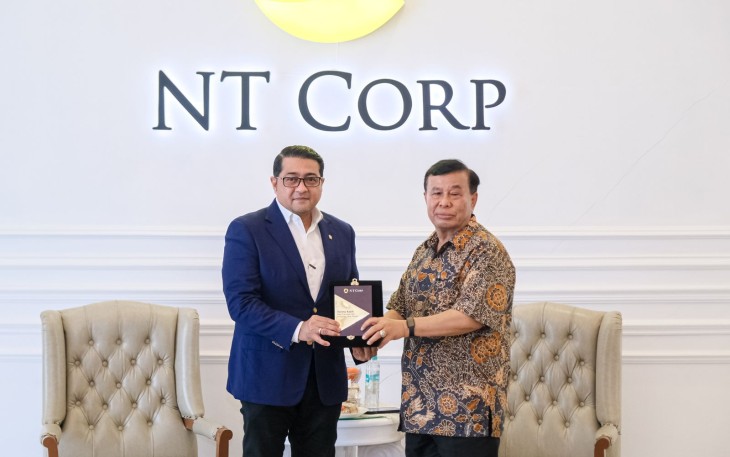 Menteri Ekraf Teuku Riefky dalam kunjungannya pada Kamis, 25 September 2025.