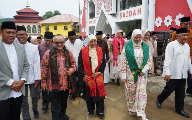 Menteri Mu`ti meninjau berbagai aktivitas akademik dan non akademik di PMI Dea Malela.