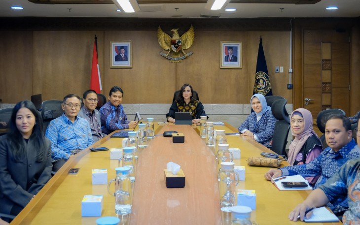 Menteri Pariwisata Widiyanti Putri saat menerima audiensi pengurus PHRI di Gedung Sapta Pesona, Rabu (2322025).