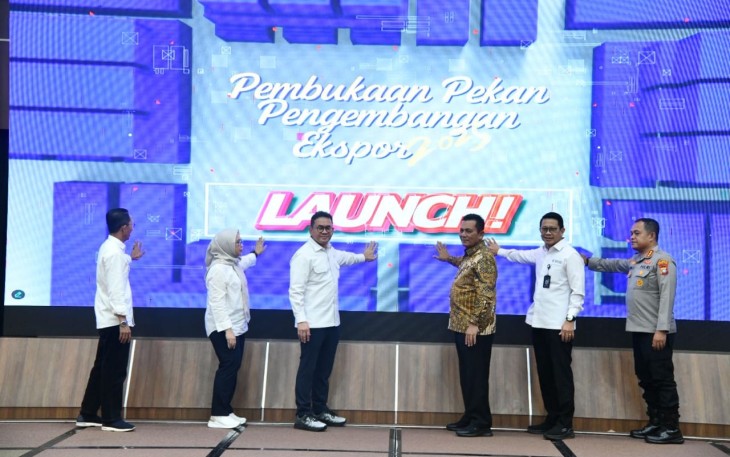 Menteri Perdagangan RI saat Resmikan Pekan Pengembangan Ekspor di Batam 