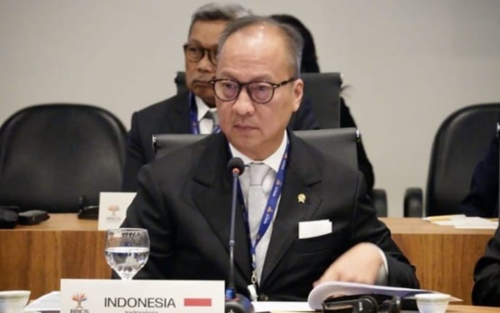 Menteri Perindustrian Agus Gumiwang Kartasasmita