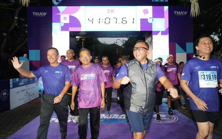 Pangdam Mayjen Piek saat Ikuti Semarak Adhyaksa Internasional Run 