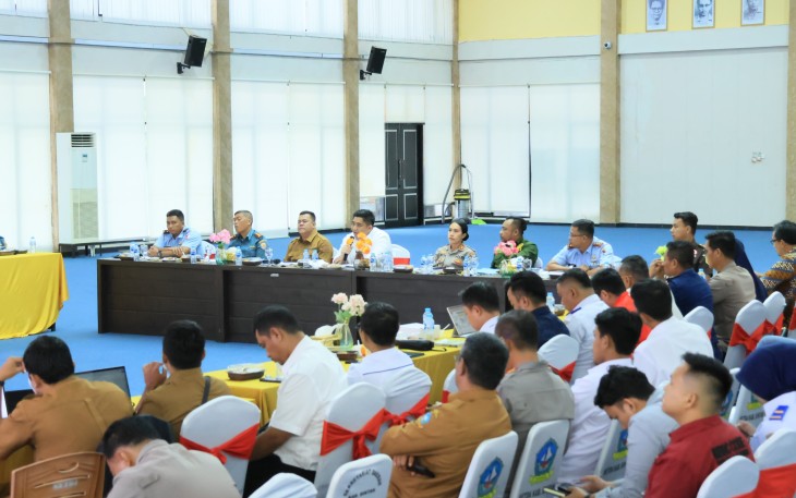 Rapat Koordinasi Pimpinan Daerah terkait Kesiapan Menyambut Perayaan Natal Tahun 2025 dan Tahun Baru 2026 (Nataru) 
