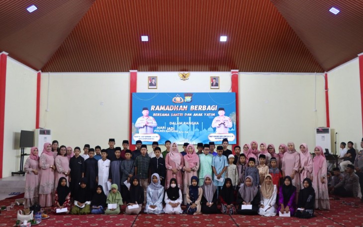 Polres Natuna Adakan Buka Puasa Bersama dan Berbagi Tali Asi ke Santri dan Anak Yatim