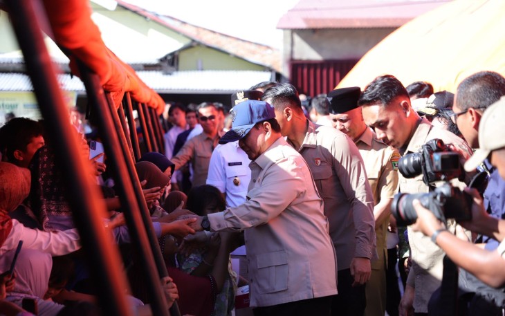 Presiden Prabowo Subianto hadir di tengah warga Sumatra Barat (Sumbar) 
