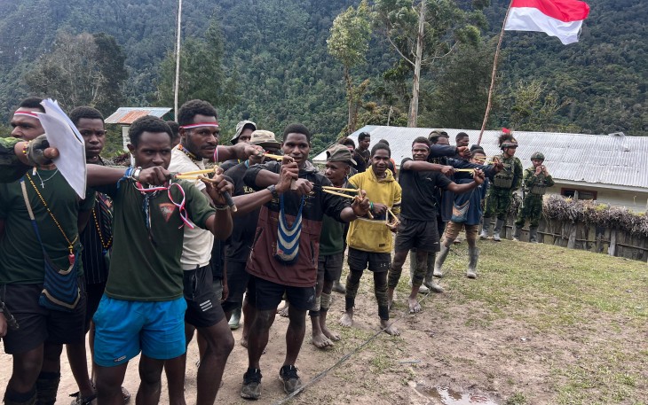 Lomba Tradisional Meriahkan HUT ke-80 RI di Kampung Wuloni