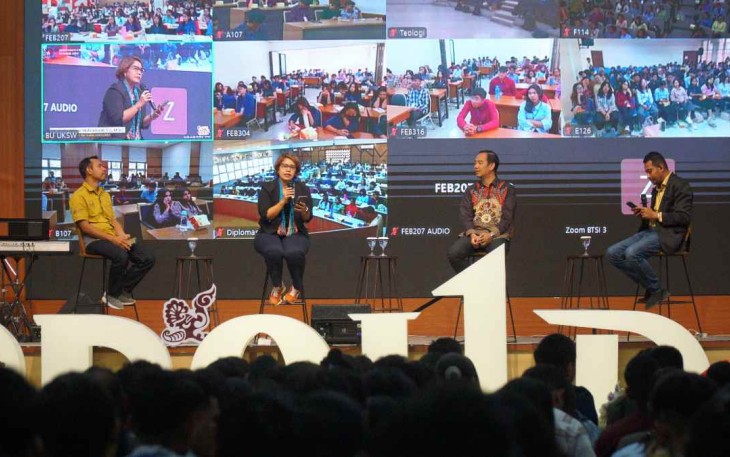 Sesi Literasi Keuangan, Manajemen Kegagalan dan Etika Sosial Media dan Internet menjadi salah satu agenda dalam Orientasi Mahasiswa Baru (OMB) 2025 UKSW.