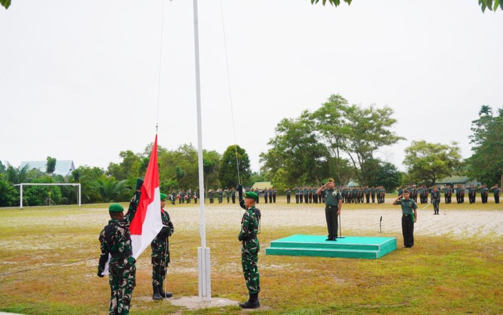Upacara Bendera 17-an Bulan Februari