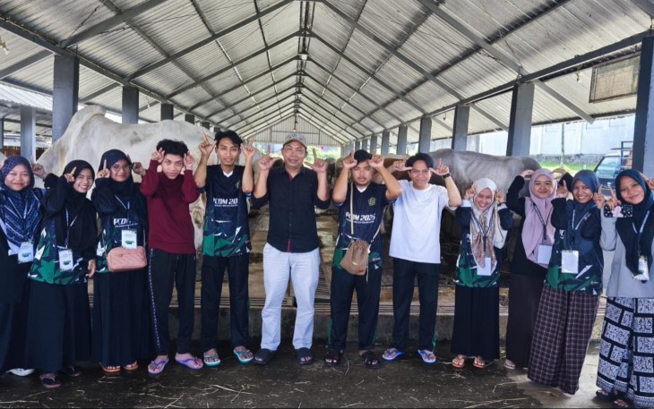 embibitan dai muda tidak hanya dilakukan dalam ruang-riang pertemuan. Direktorat Penerangan Agama Islam Kementerian Agama (Kemenag) juga memberi kesempatan mereka untuk magang di pesantren