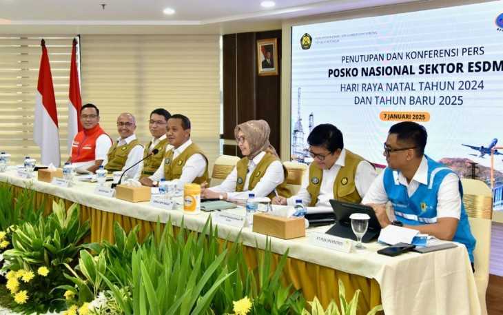 Menteri ESDM Bahlil Lahadalia saat menutup posko Nataru sektor ESDM di Jakarta, Selasa (7/1/25)