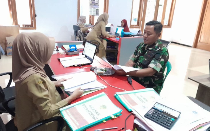 Babinsa Desa Jatirejo Tingkatkan Keamanan dan Kerukunan Bermasyarakat