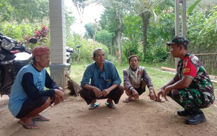 Babinsa Bodag Hadir di Tengah Warga