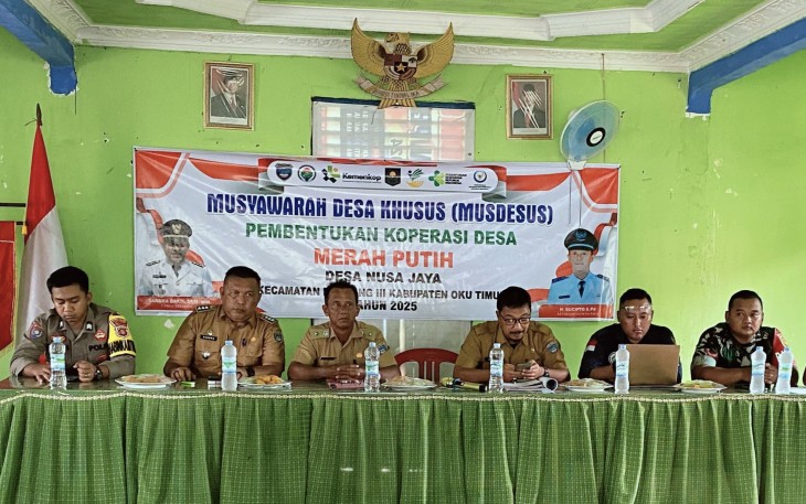 Polsek Belitang Tiga Kawal Musyawarah Desa Khususnya Pembentukan Koprasi Merah Putih