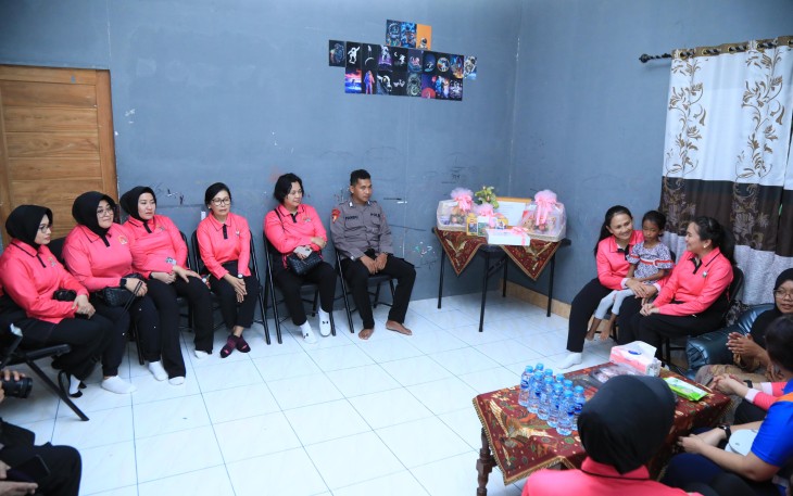 Yayasan Kemala Bhayangkari Gelar Bakti Sosial sebagai Bagian Tour of Kemala 2025