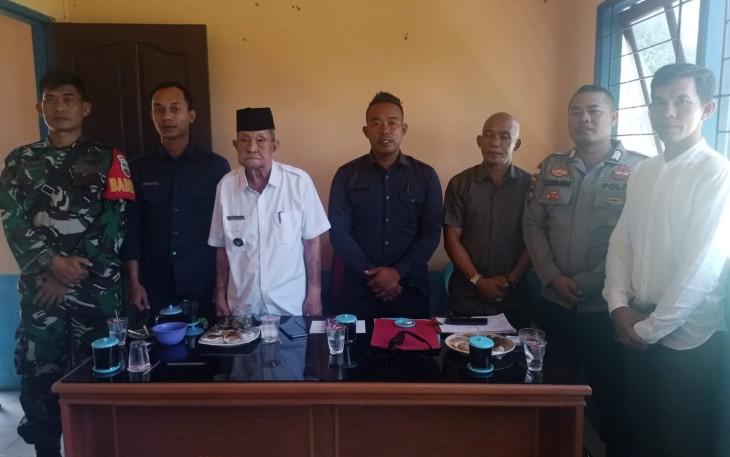 Desa Pengadah Gelar Musyawarah Dengan Masyarakat 