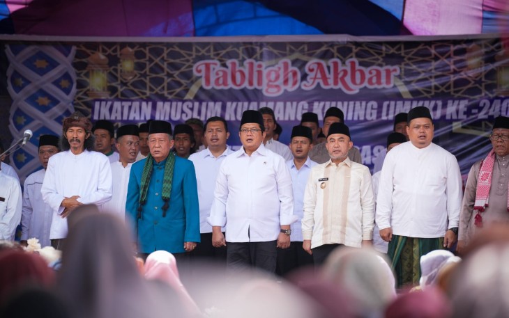 angan Wakil Menteri Transmigrasi Viva Yoga Mauladi di Lapangan Desa Karya Harapan Mukti, Kecamatan Pelepat Ilir, Kabupaten Bungo, Provinsi Jambi, 7/12/2025