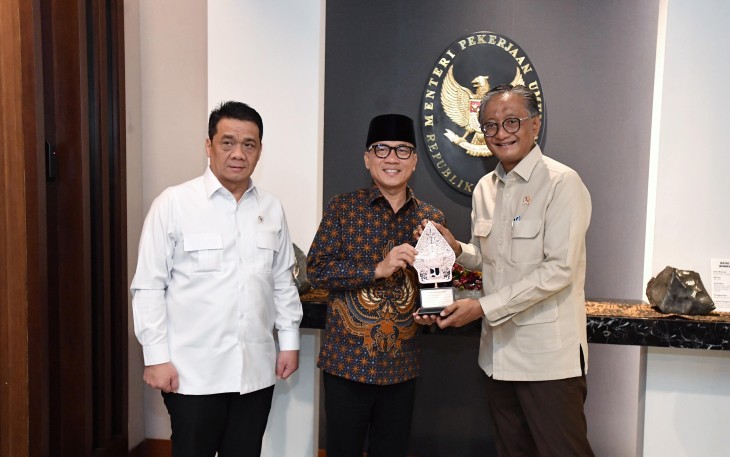Mendes Yandri Bersama Menteri PU di Jakarta, Kamis (16/1/2025).