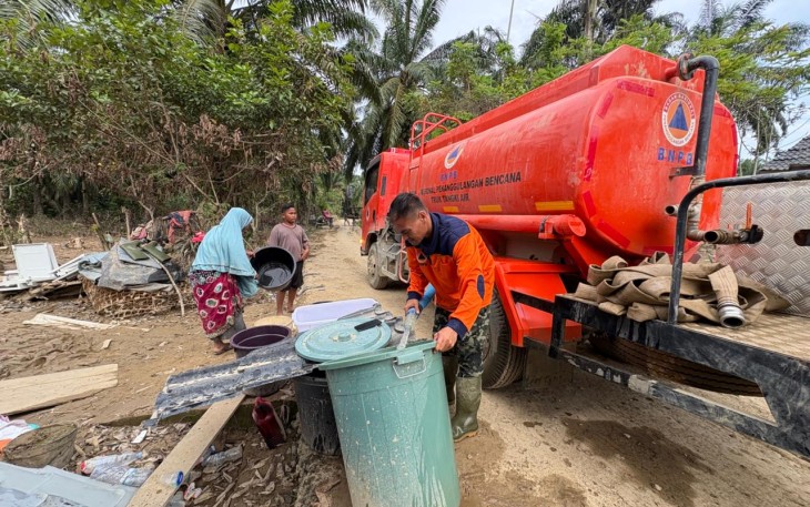  Tim Gabungan Pastikan Air Bersih Tetap Mengalir untuk Warga Aceh Tamiang