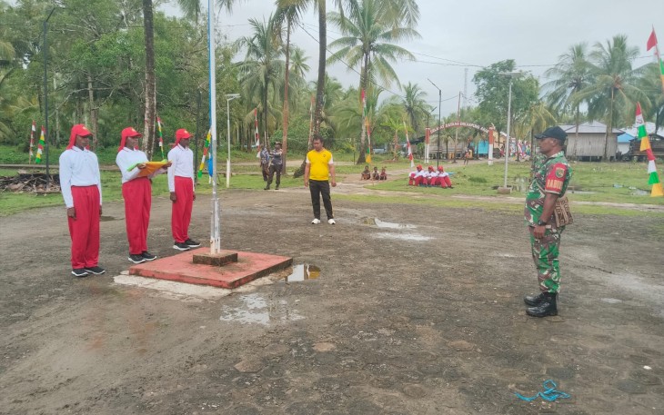 Babinsa Koramil 1710-01/Kokonao Latih Paskibra Distrik Mimika Barat