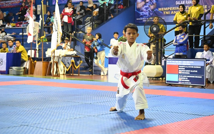 430 Atlet Karate Nasional Berlaga di GOR Sasana Kartika